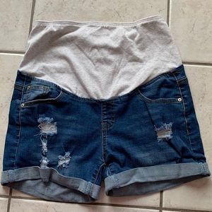 Maternity cut-off jean shorts